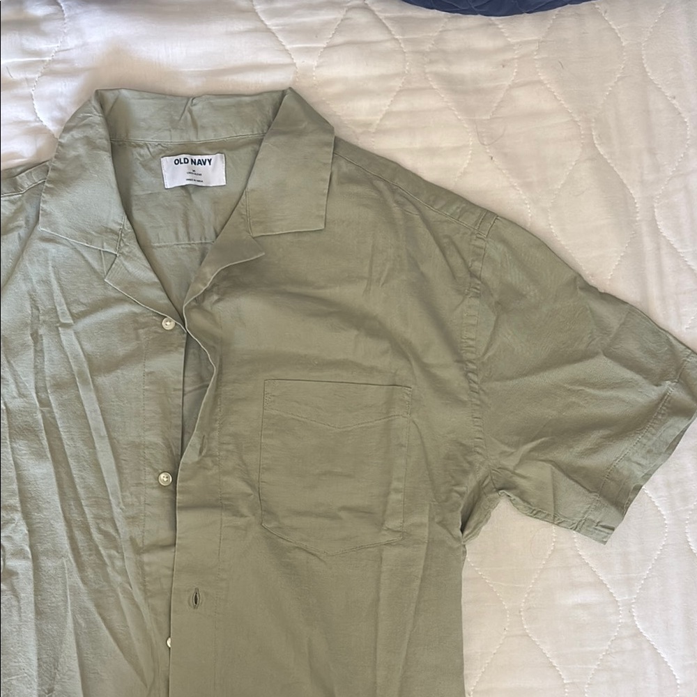 Old Navy Green Casual Button Down Shirt